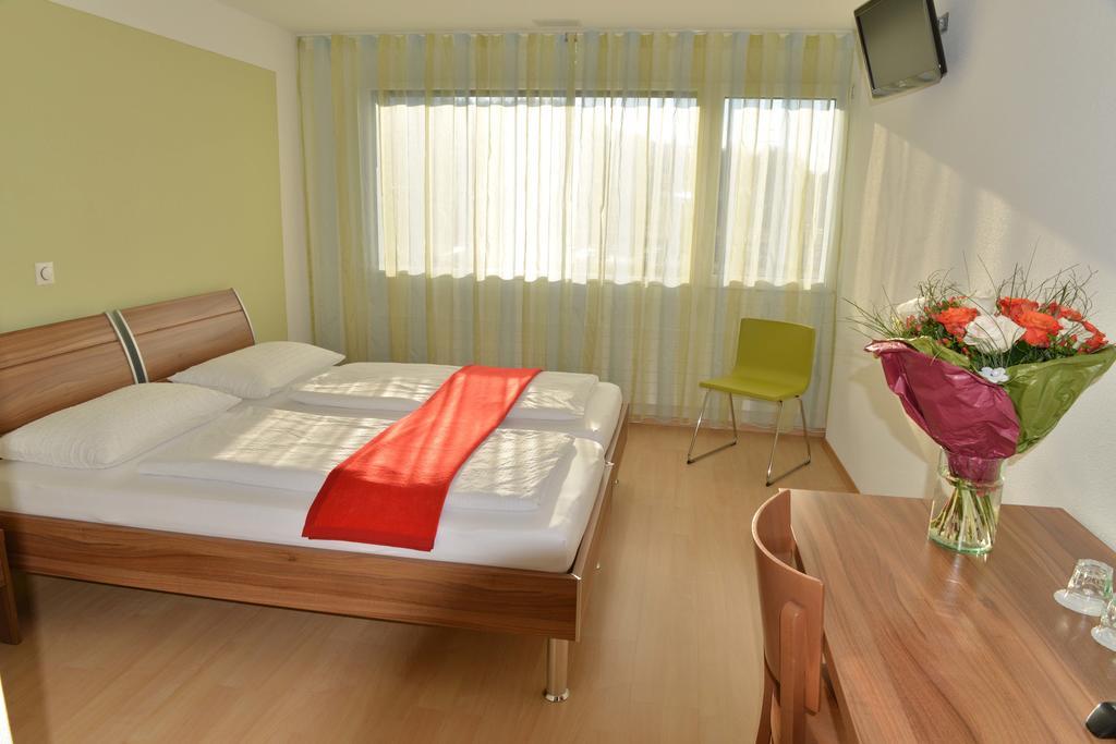 Motel Muehle Wollerau Екстер'єр фото